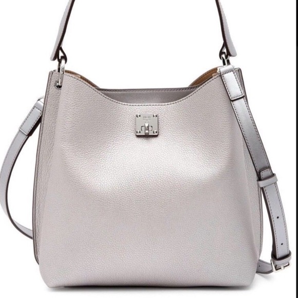 🆕 MCM Italy Leather Hobo Crossbody Bag - Picture 4 of 8